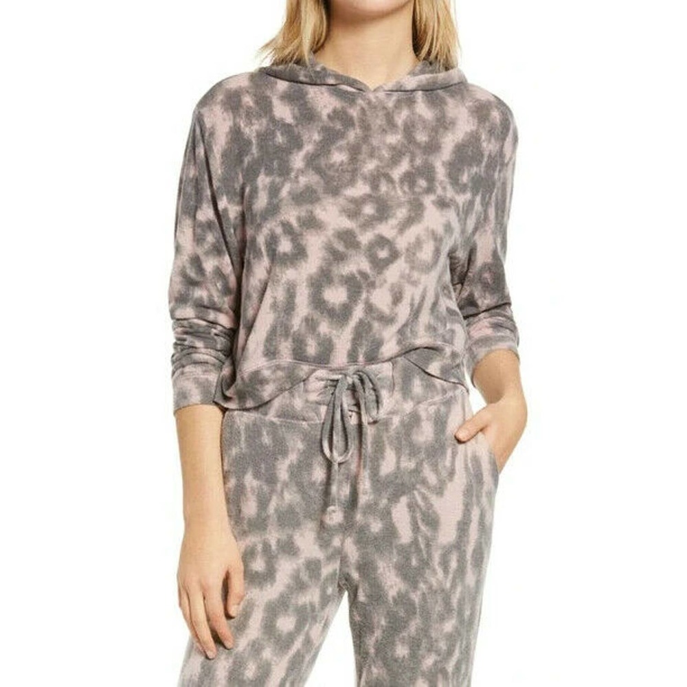 Blank NYC This is all I ask-Animalprint Hoodie and Joggers In Soft N Easy SIZE M